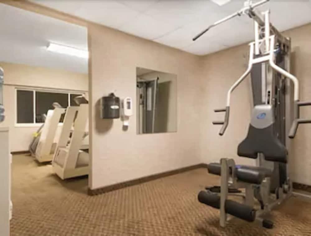 Ramada By Wyndham Paintsville Hotel & Conference Center Kültér fotó
