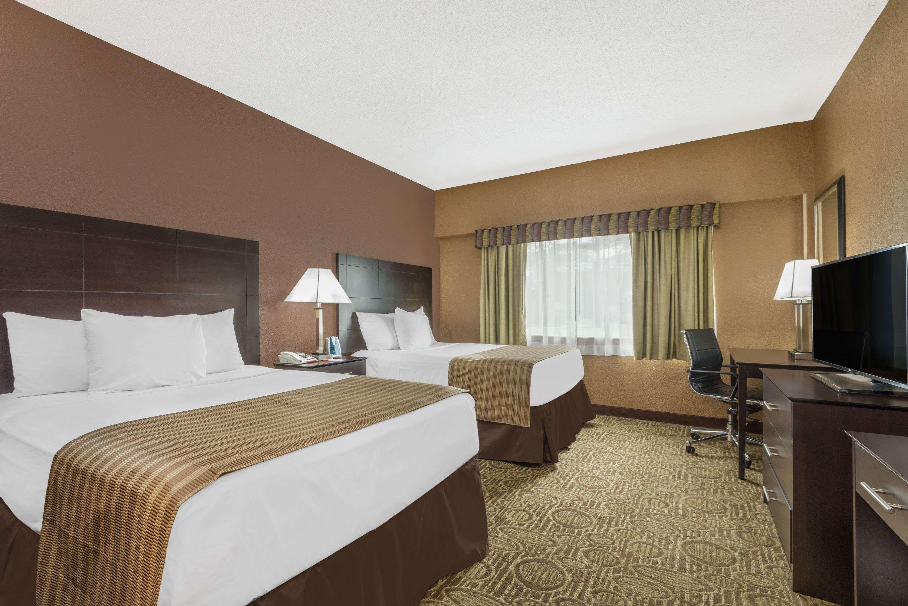 Ramada By Wyndham Paintsville Hotel & Conference Center Kültér fotó