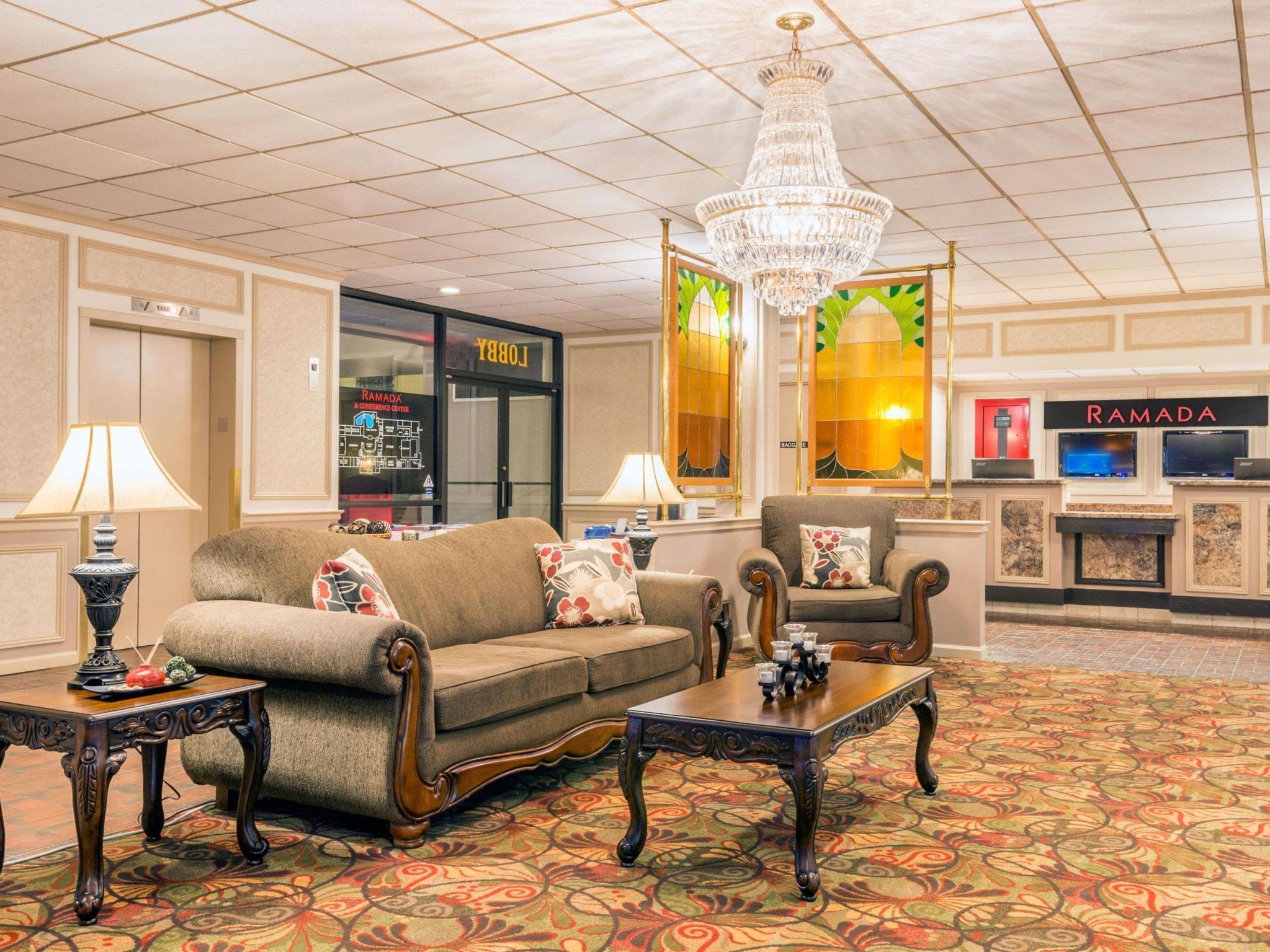 Ramada By Wyndham Paintsville Hotel & Conference Center Kültér fotó