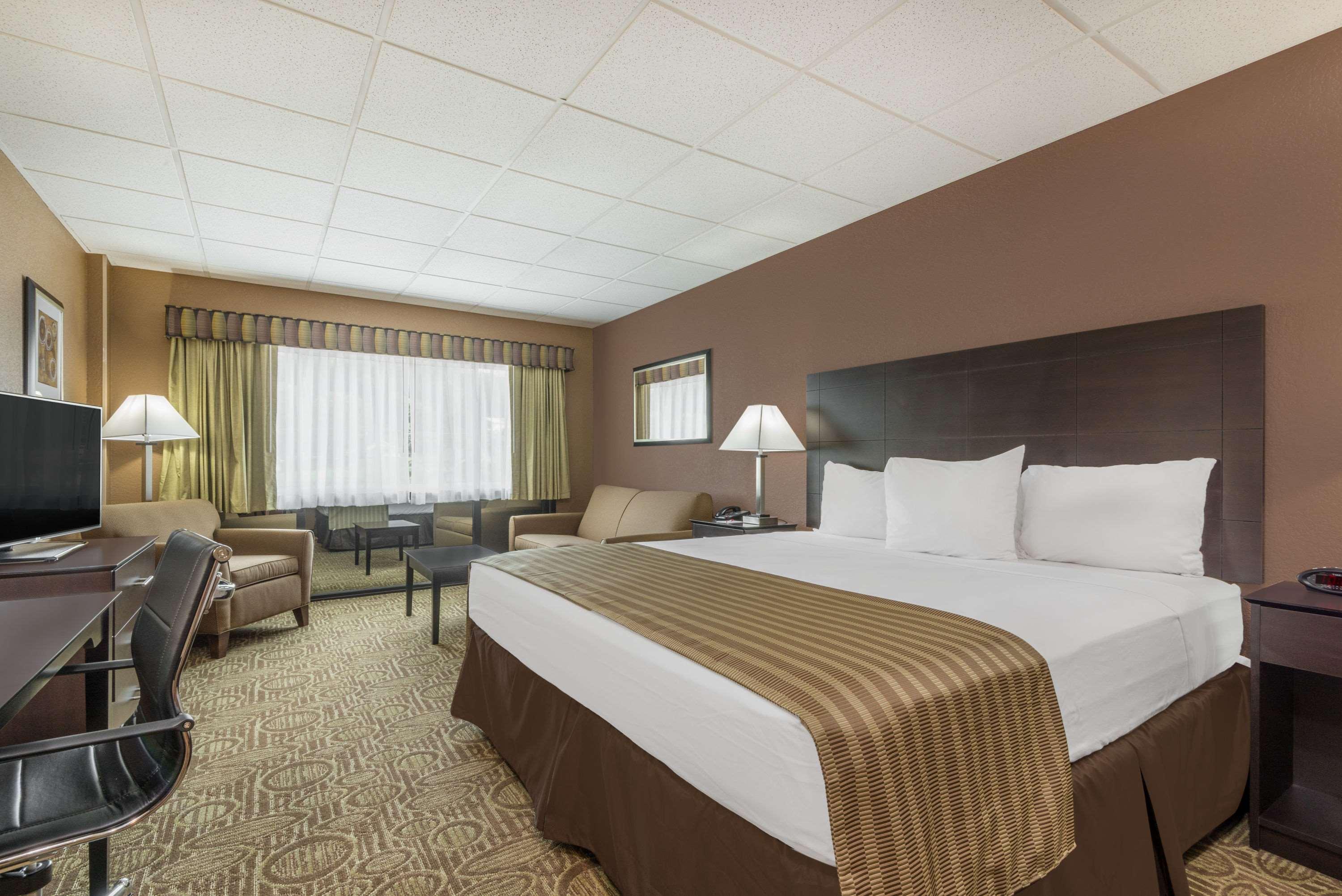 Ramada By Wyndham Paintsville Hotel & Conference Center Kültér fotó